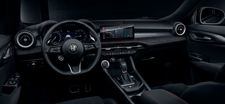 Alfa romeo gallery interior 2